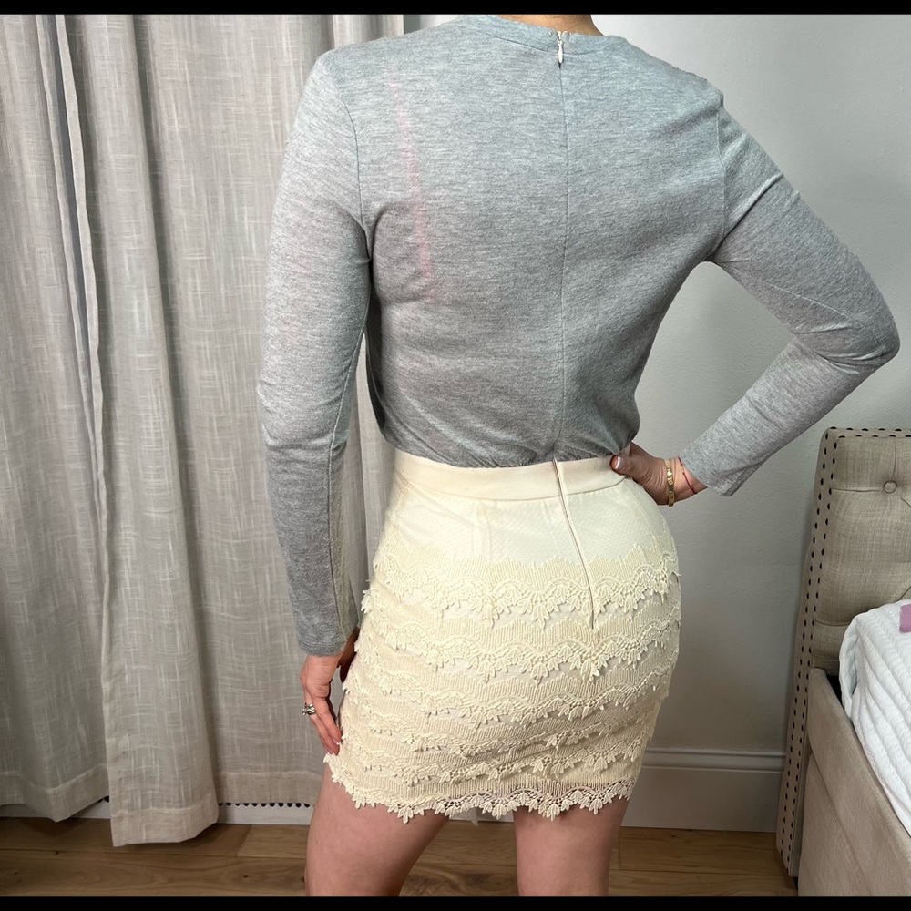 Crew neck dress. Embroided bottom ! Beautiful.